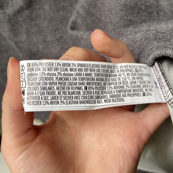 Forever 21 Soft Sweater - Picture 4 of 7